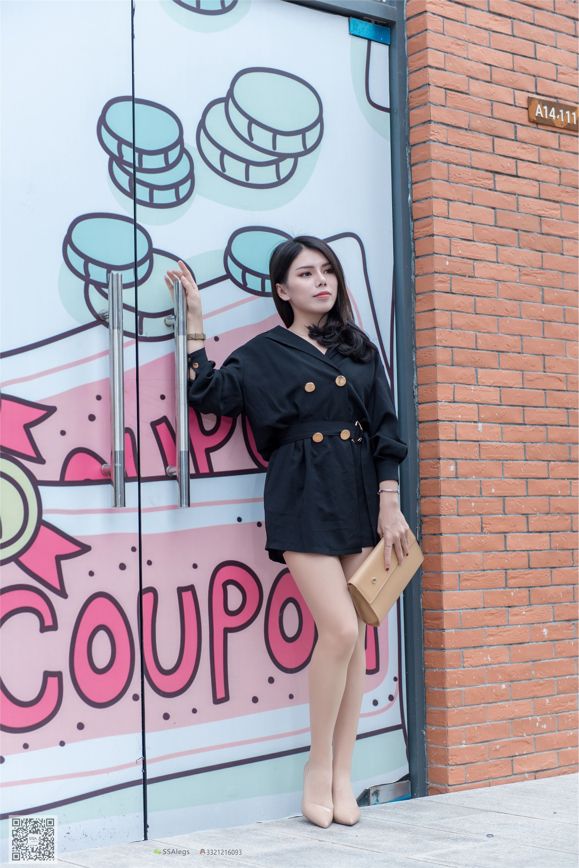 SSA丝社 NO.024 芷沫 高冷混血女王芷沫肉丝街拍